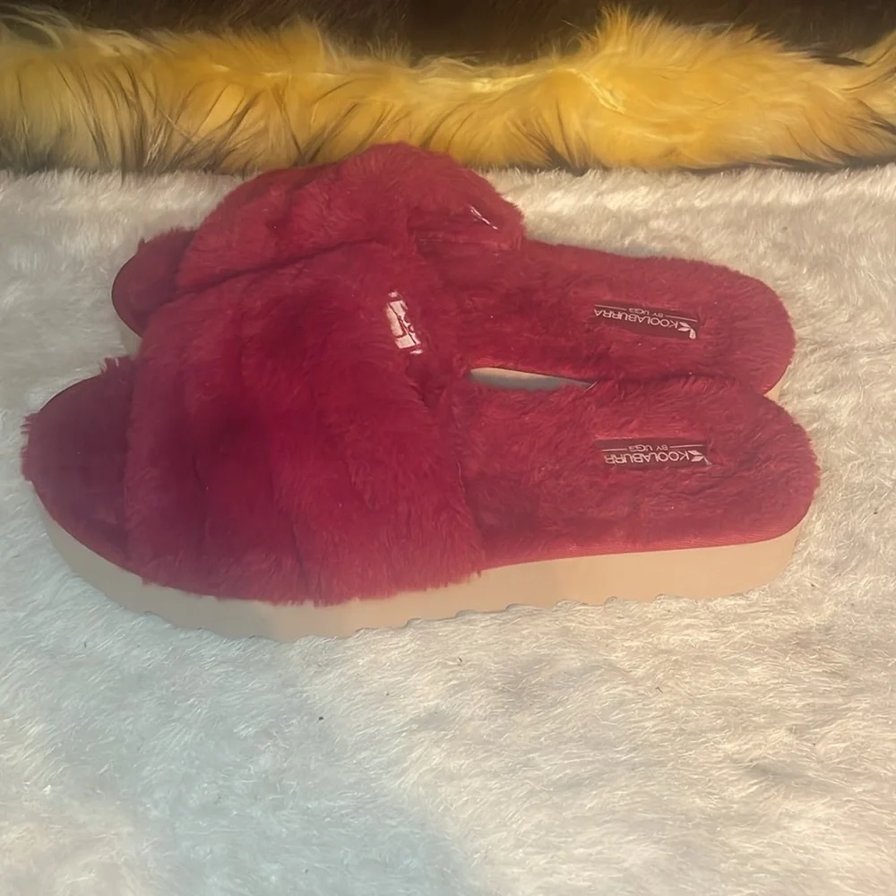 Kookaburra by Ugg slippers size 9 (100) - Picture 3 of 6